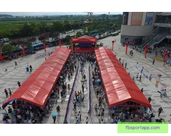 詹姆斯首家Buckets餐厅四月开业助力家乡创造就业机会